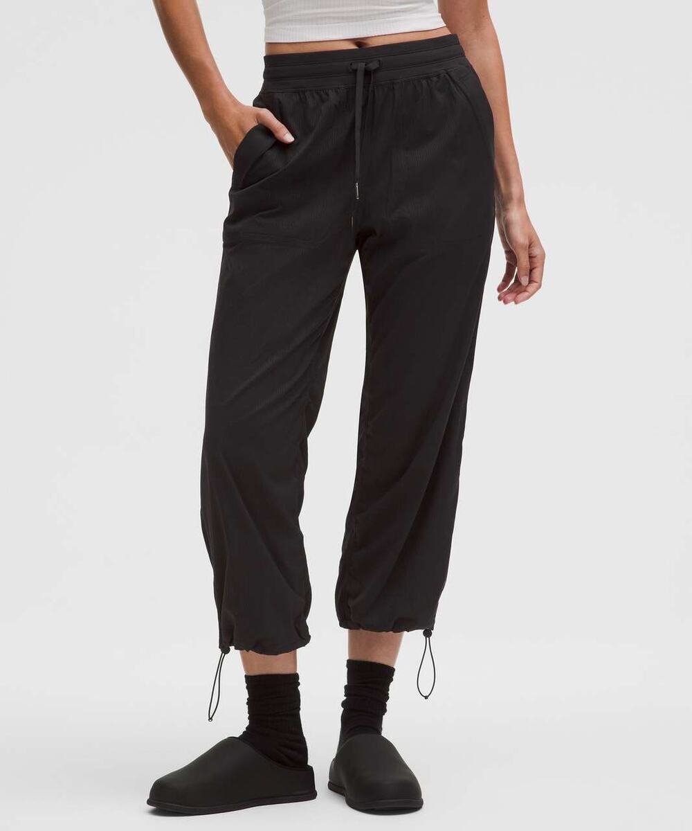 Lululemon | Black Dance Studio Cropped Pants Sz 2 Activewear Workout Fitness